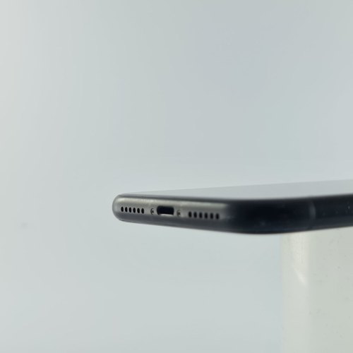 Смартфон Apple iPhone Xr 64 GB Black USED **