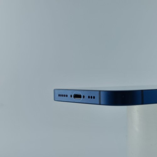 Смартфон Apple iPhone 13 256 GB Blue USED **