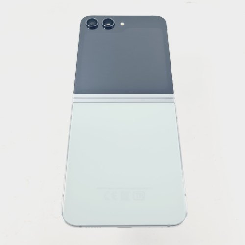 Смартфон Samsung Galaxy Flip 5 (F731B) 256Gb Light Green (SM-F731BLGGSEK) USED **