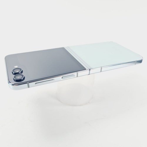 Смартфон Samsung Galaxy Flip 5 (F731B) 256Gb Light Green (SM-F731BLGGSEK) USED **