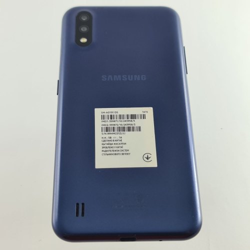 Смартфон Samsung Galaxy A01 16 GB Blue USED **