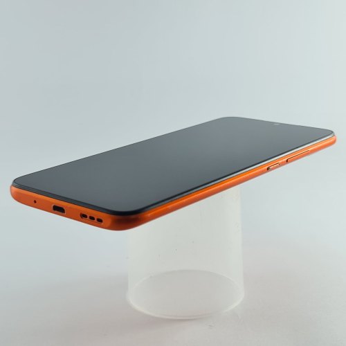 Смартфон Xiaomi Redmi 9C 32 GB Sunrise Orange USED **