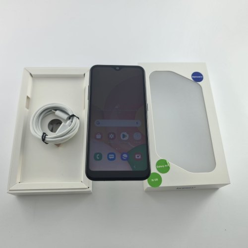 Смартфон Samsung Galaxy A01 (A015F) 16Gb Black (SM-A015FZKDSEK) USED **