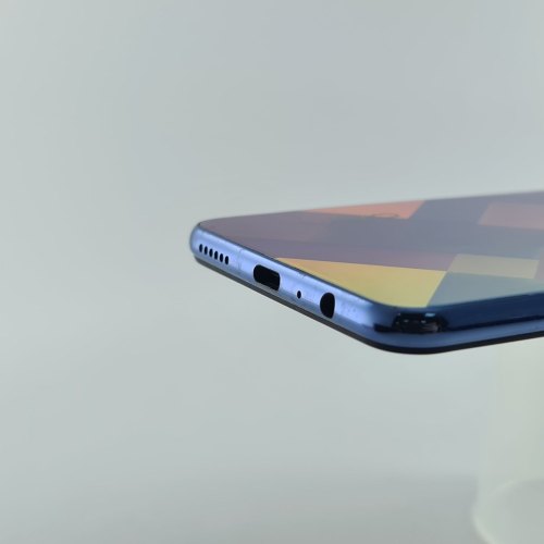 Смартфон Vivo V21E 8/128Gb Diamond Flare USED **