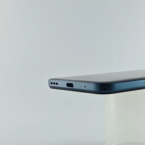 Смартфон MOTOROLA Moto E13 64 GB Aurora Green USED **