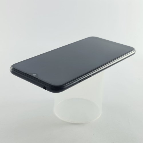 Смартфон Samsung Galaxy A01 16 GB Black USED **