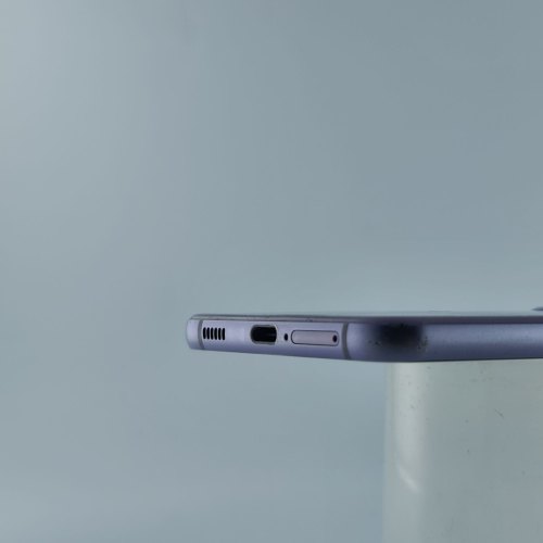 Смартфон Samsung Galaxy S21 FE 5G 128 GB Lavender USED **
