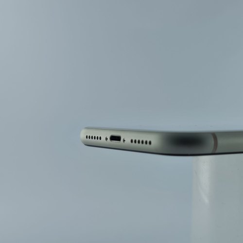 Смартфон Apple iPhone 11 64 GB White USED **