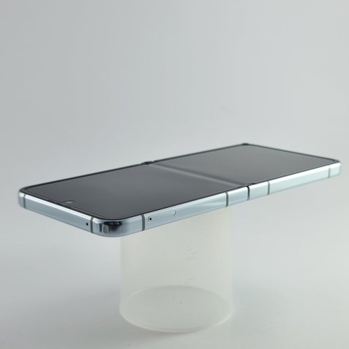 Смартфон Samsung Galaxy Z Flip 5 256 GB Light Green USED **