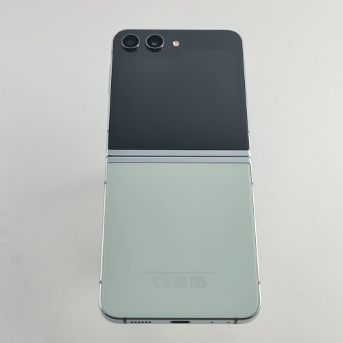 Смартфон Samsung Galaxy Z Flip 5 256 GB Light Green USED **