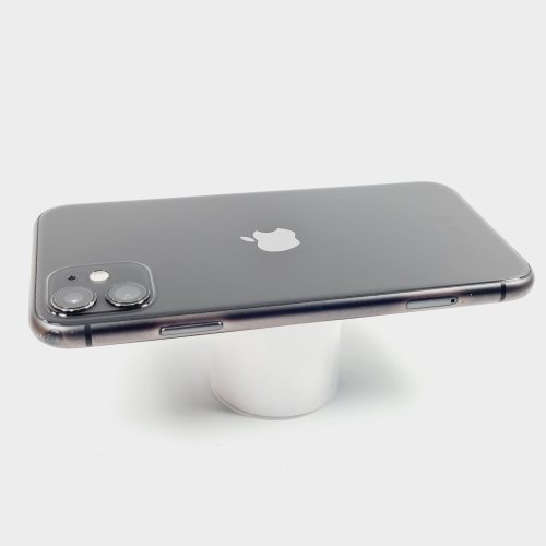 Смартфон Apple iPhone 11 128 GB Black USED **