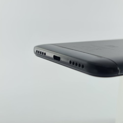 Смартфон Xiaomi Redmi 5 Plus 64 GB Black USED **
