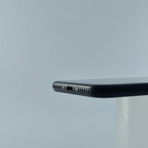 Смартфон APPLE iPhone 7 256GB Black USED **
