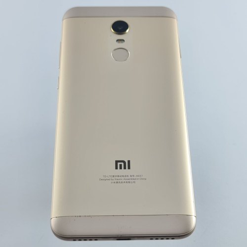 Смартфон Xiaomi Redmi 5 Plus 32 GB Gold USED **