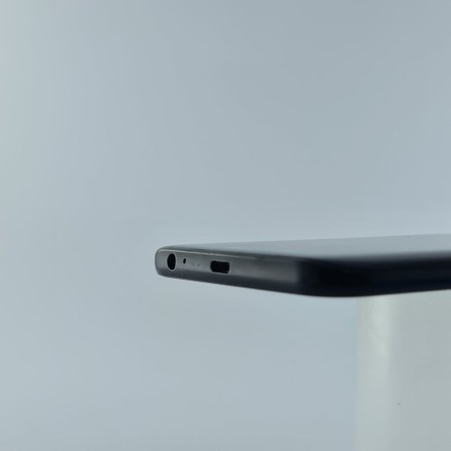 Смартфон Samsung Galaxy J4 2018 (J400F) 16Gb Black (SM-J400FZKDSEK) USED **