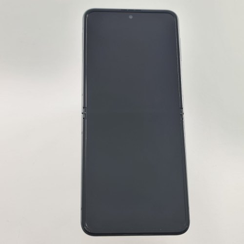 Смартфон Samsung Galaxy Z Flip3 128 GB Green USED **