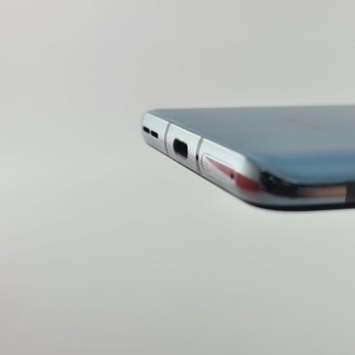 Смартфон OnePlus 8T 12/256Gb Lunar Silver USED **