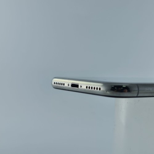 Смартфон Apple iPhone X 64 GB Silver USED **