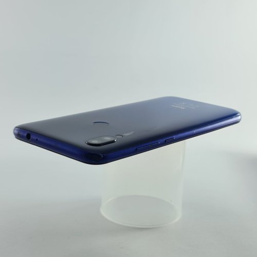 Смартфон Xiaomi Redmi 7 32 GB Comet Blue USED **