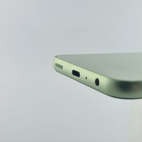 Смартфон Samsung Galaxy A24 (A245F) 128Gb Lime Green (SM-A245FLGVSEK) USED **