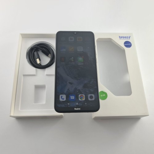 Смартфон Xiaomi Redmi 8 3/32Gb Black USED **