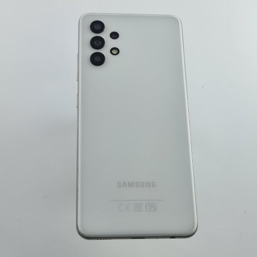 Смартфон Samsung Galaxy A32 64 GB White USED **