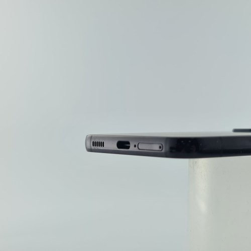 Смартфон Samsung Galaxy S22 (S901B) 256Gb Phantom Black (SM-S901BZKGSEK) USED **