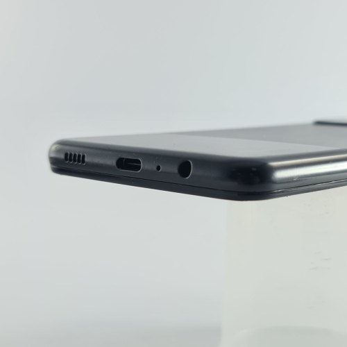 Смартфон Samsung Galaxy A12 64 GB Black USED **