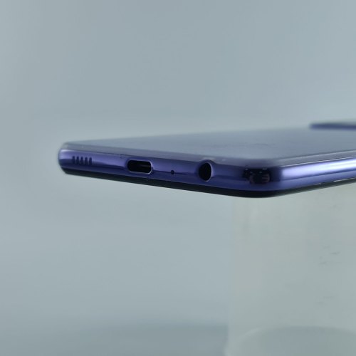 Смартфон Samsung Galaxy A52 128 GB Light Violet USED **