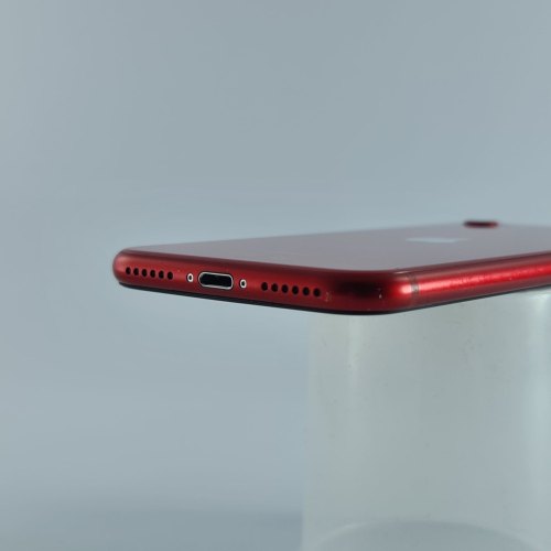 Смартфон Apple iPhone SE Gen.2 64 GB Red USED **