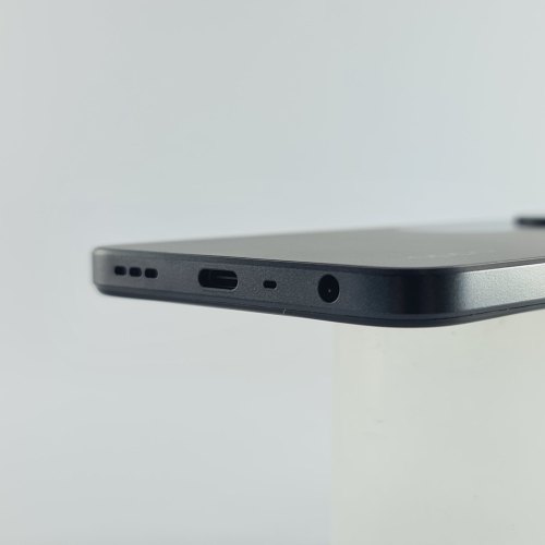 Смартфон OPPO A18 4/128Gb Glowing Black USED **