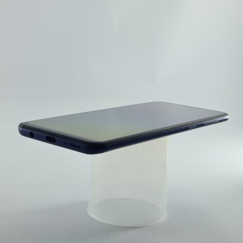 Смартфон Samsung Galaxy A20 32 GB Blue USED **