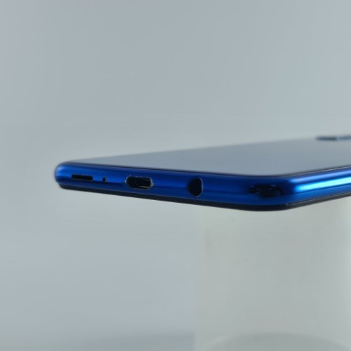 Смартфон Samsung Galaxy A7 2018 64 GB Blue USED **