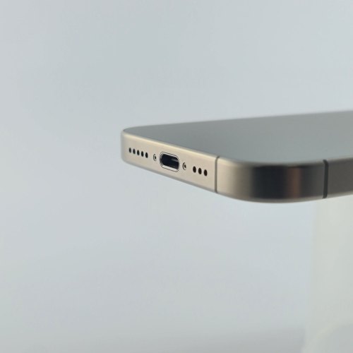 Смартфон iPhone 15 Pro 256GB Natural Titanium,Model A3102 USED **