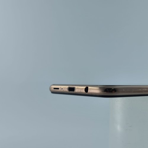 Смартфон Samsung Galaxy A7 2018 64 GB Gold USED **