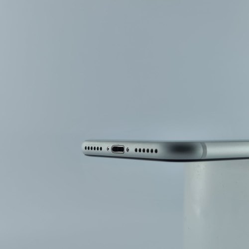Смартфон iPhone SE 64GB White, Model A2296 USED **
