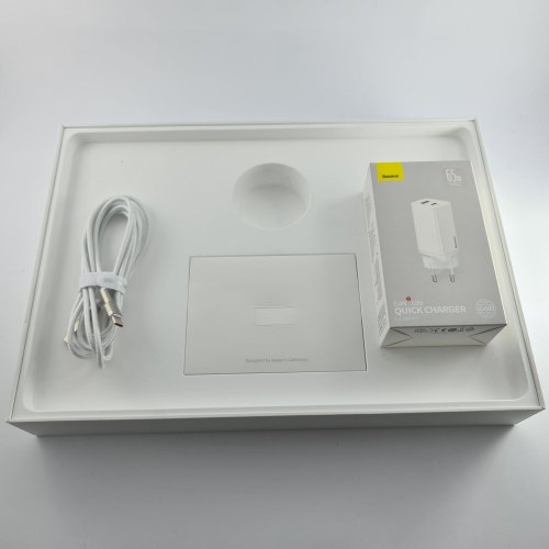 Ноутбук MacBook Pro 15 with Touch Bar Intel Core i7, 16 GB, 256 GB, Space Gray USED ** (MPTR2)