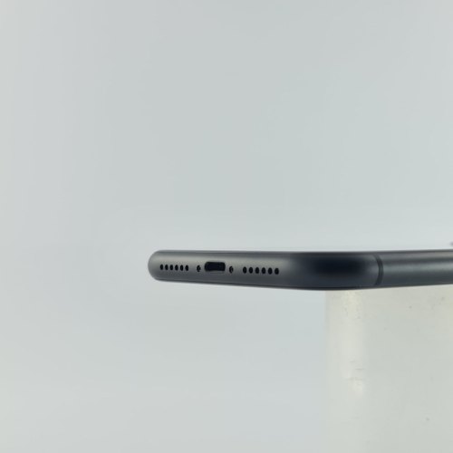 Смартфон Apple iPhone 11 128 GB Black USED **