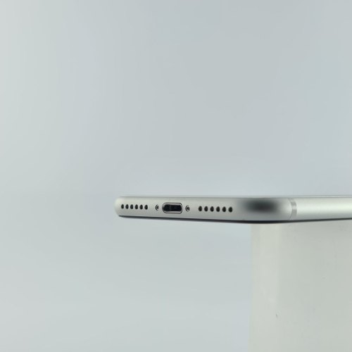 Смартфон iPhone SE 64GB White, Model A2296 USED **