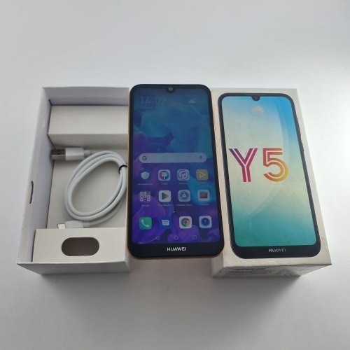 Смартфон Huawei Y5 2019 16 GB Amber Brown USED **