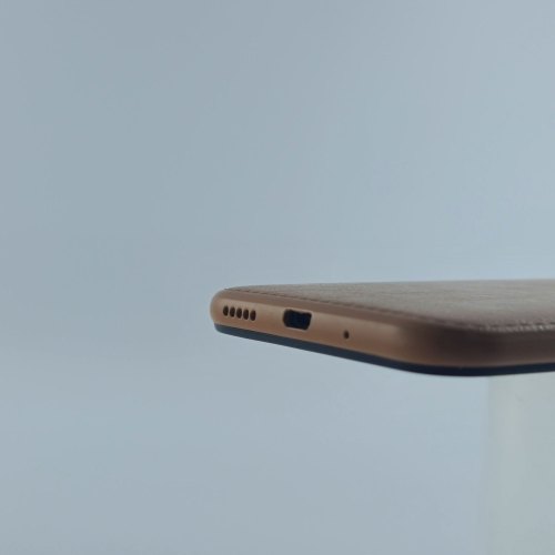 Смартфон Huawei Y5 2019 16 GB Amber Brown USED **