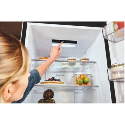 Холодильник Candy CNCQ2T620EB, з нижньою морозильною камерою, холодильник 289л, морозильна камера 120л, 2 дверей, А+, NF, нульова зона, чорний