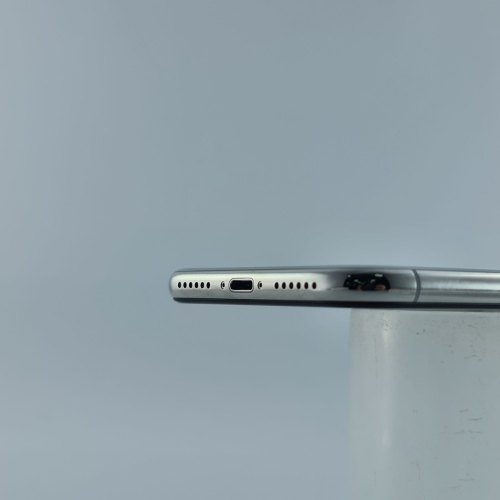 Смартфон APPLE iPhone X 256GB Silver USED **