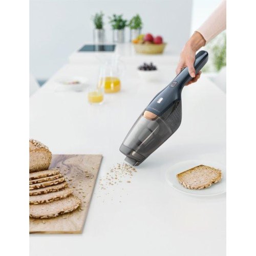 Пилосос бездротовий Electrolux EERC75DB, контейнер для пилу 0.5л, автономна робота до 35хв, 2в1, турбо-щітка, синій