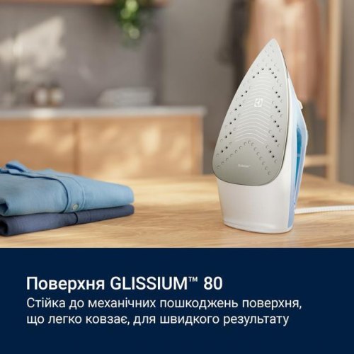 Праска Electrolux E5SI2-4CB, 2300Вт, 250мл, паровий удар 110гр, керамічна підошва, синьо-біла