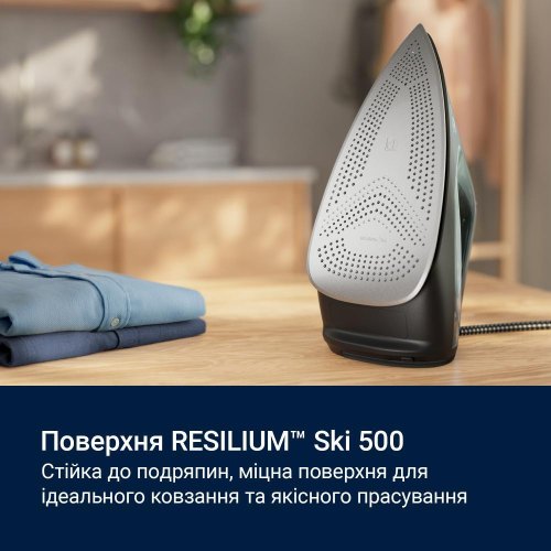 Праска Electrolux E7SI2-6OG, 2600Вт, 370мл, паровий удар 230гр, алюмінієва підошва, зелено-чорна