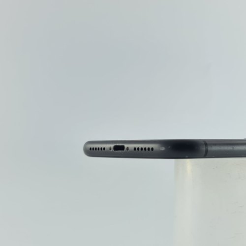 Смартфон Apple iPhone 11 64 GB Black USED **