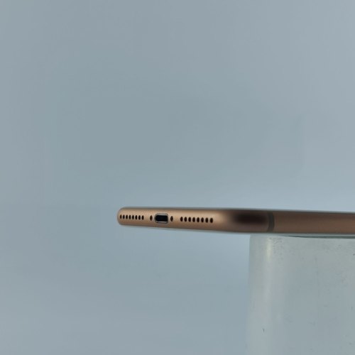 Смартфон APPLE iPhone 8 Plus 64GB Gold USED **