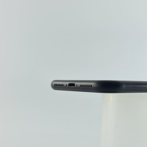 Смартфон Apple iPhone Xr 64 GB Black USED **