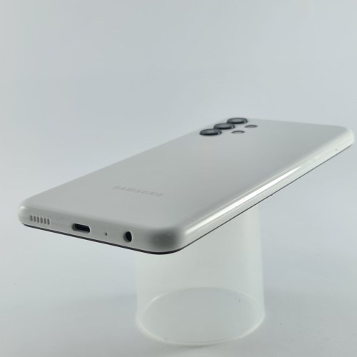 Смартфон Samsung Galaxy A13 64 GB White USED **